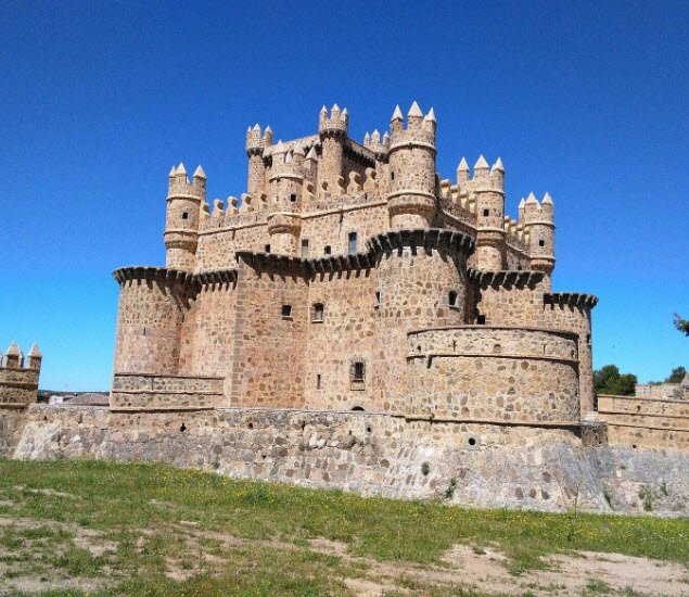 Castillo de Guadamur, Spain